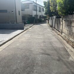前面道路周辺