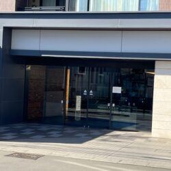 エントランス玄関