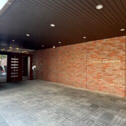 エントランス前玄関