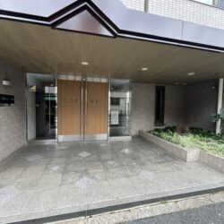エントランス玄関