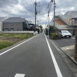 前面道路（西側）